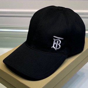 Burberry hat